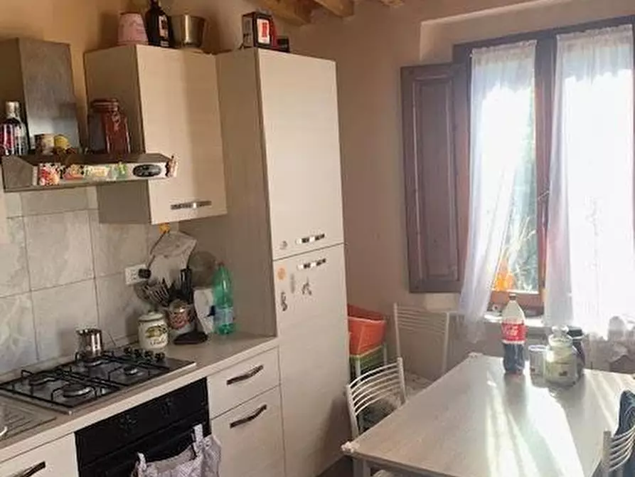 Immagine 2 di Appartamento in vendita  a Calci