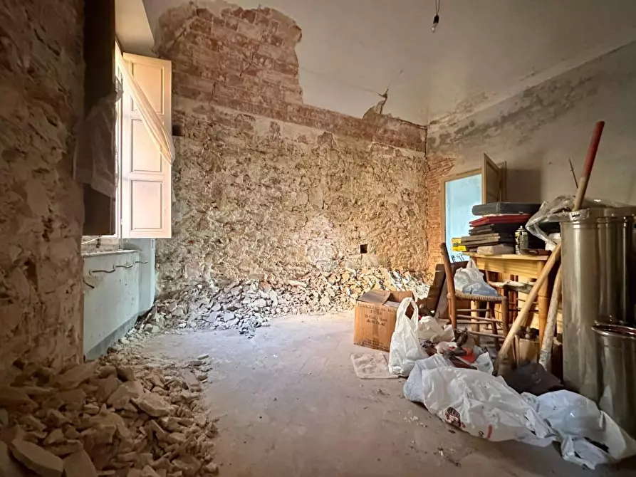 Immagine 15 di Rustico / casale in vendita  a Calci