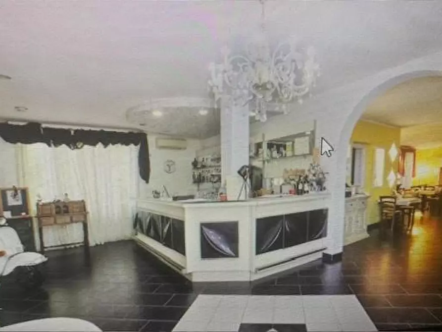 Immagine 21 di Locale commerciale in vendita  a Casciana Terme Lari