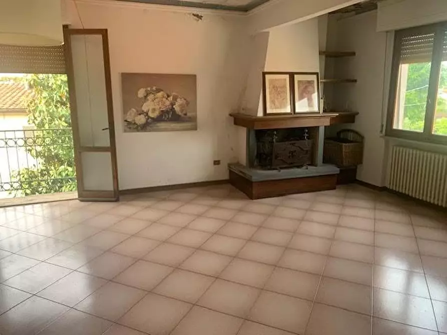 Immagine 3 di Casa indipendente in vendita  a Cascina