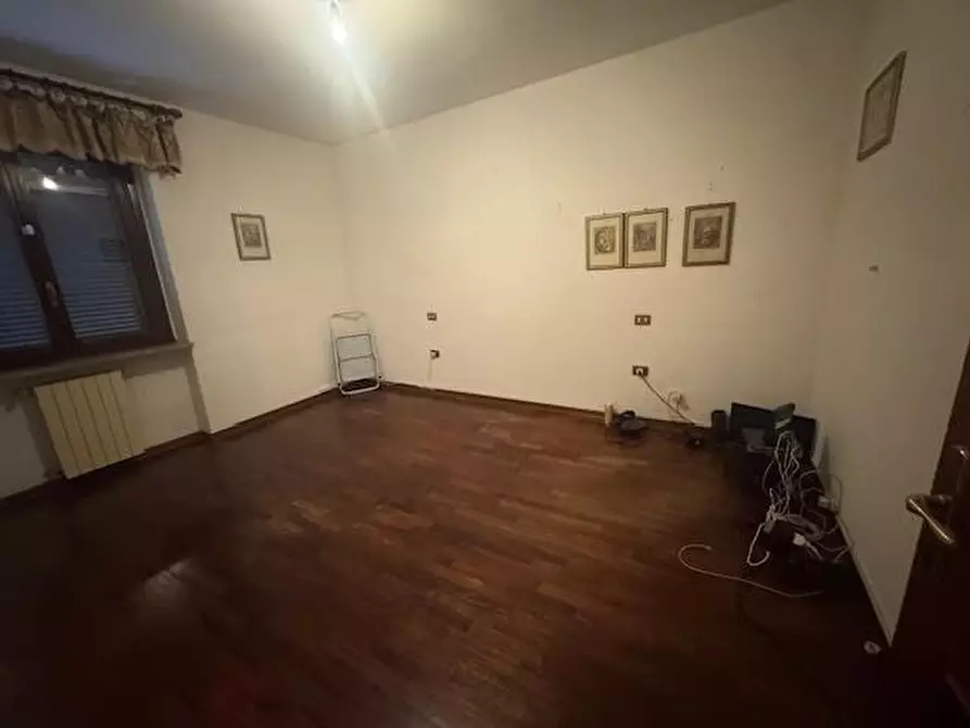 Immagine 17 di Villetta a schiera in vendita  a Calci