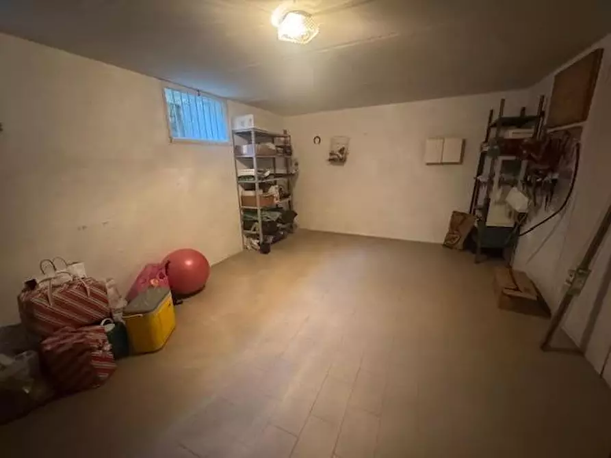 Immagine 13 di Villetta a schiera in vendita  a Calci