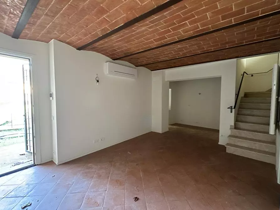 Immagine 2 di Appartamento in vendita  a Sovicille