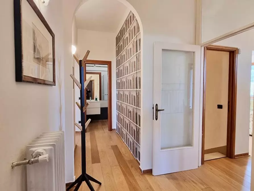 Immagine 38 di Villa in vendita  a Crespina Lorenzana