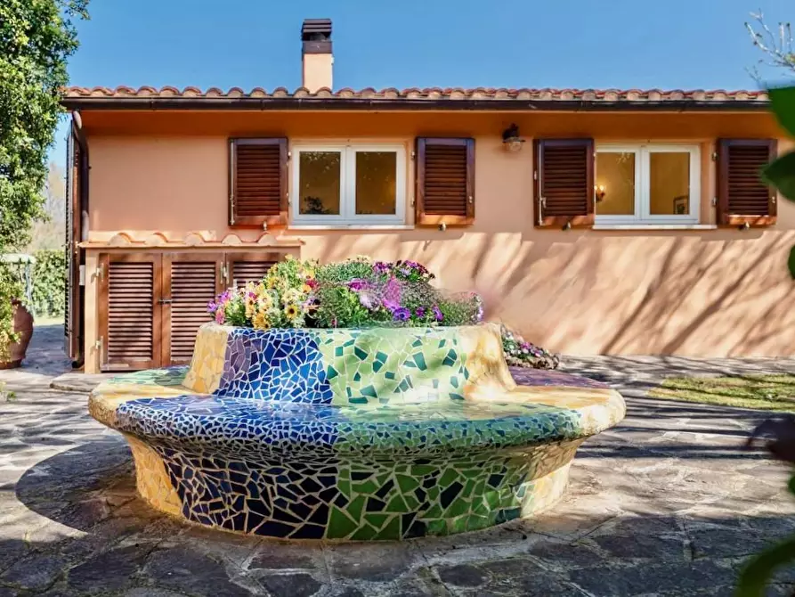 Immagine 56 di Villa in vendita  a Crespina Lorenzana