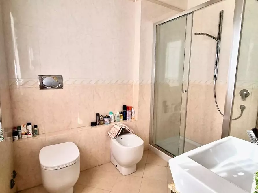 Immagine 50 di Villa in vendita  a Crespina Lorenzana