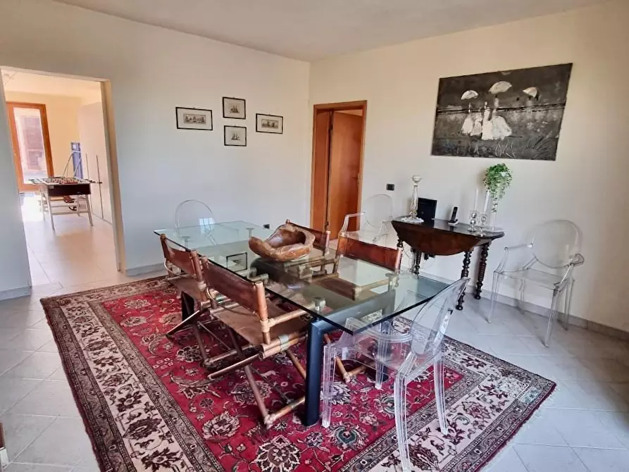 Immagine 14 di Villa in vendita  a Crespina Lorenzana