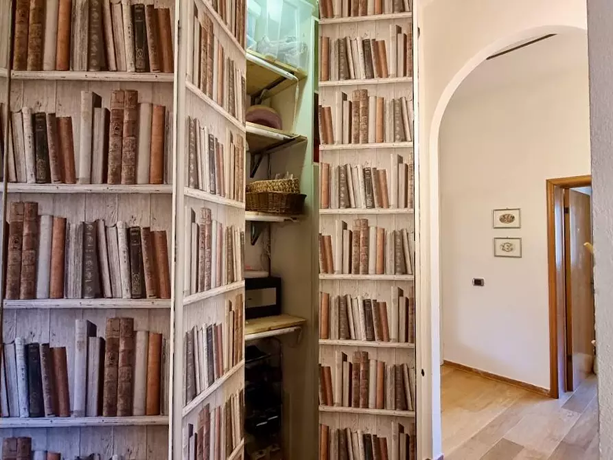 Immagine 68 di Villa in vendita  a Crespina Lorenzana