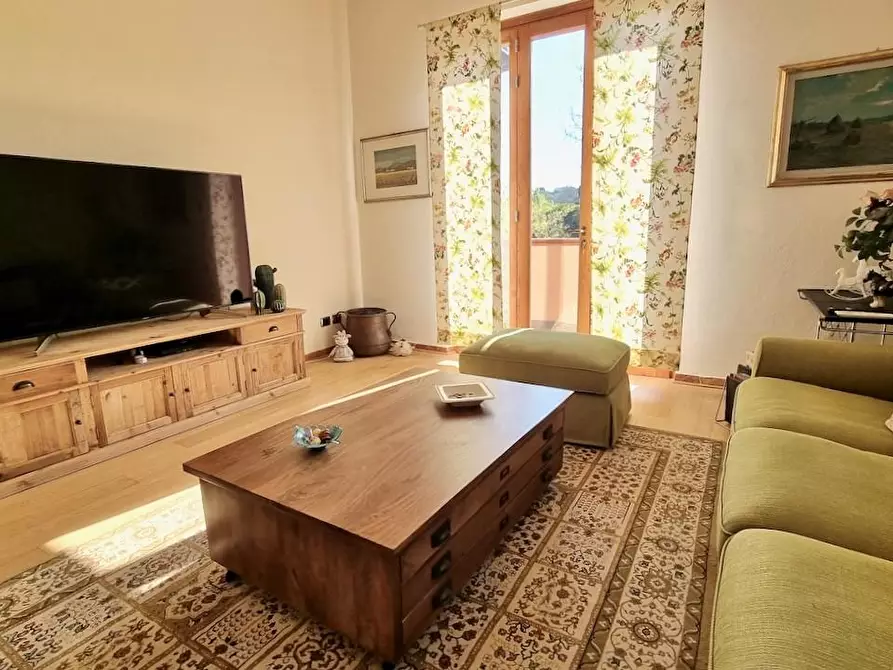 Immagine 26 di Villa in vendita  a Crespina Lorenzana