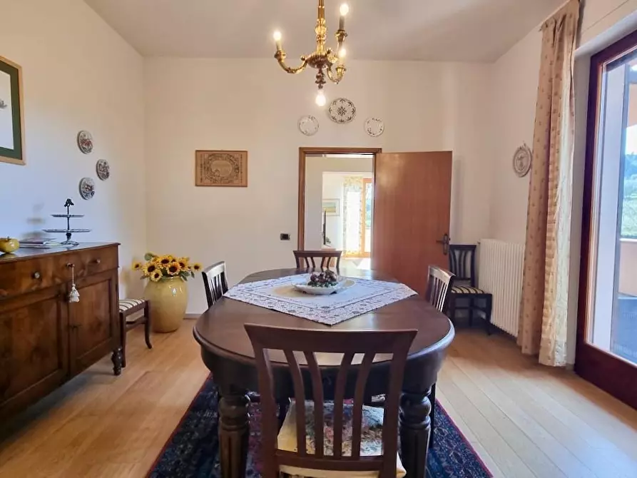 Immagine 32 di Villa in vendita  a Crespina Lorenzana