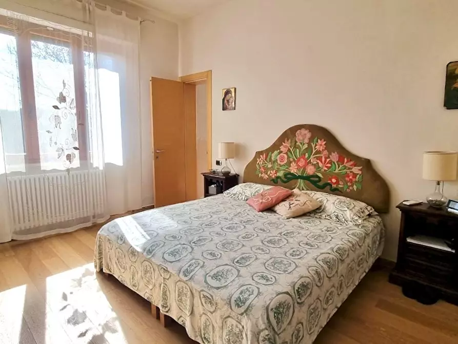 Immagine 46 di Villa in vendita  a Crespina Lorenzana