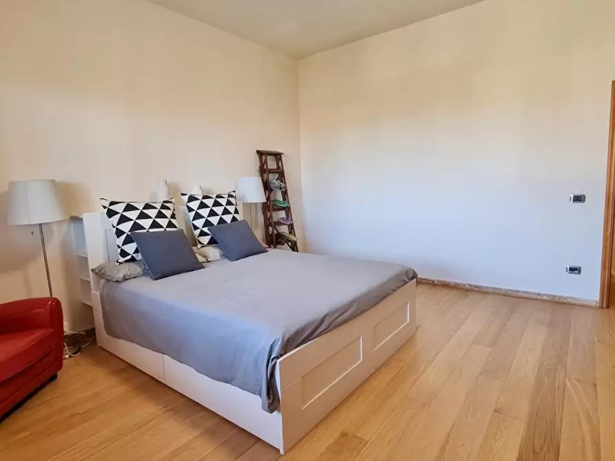 Immagine 41 di Villa in vendita  a Crespina Lorenzana