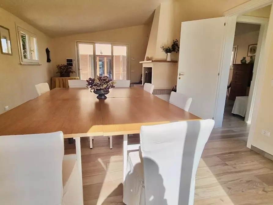 Immagine 60 di Villa in vendita  a Crespina Lorenzana