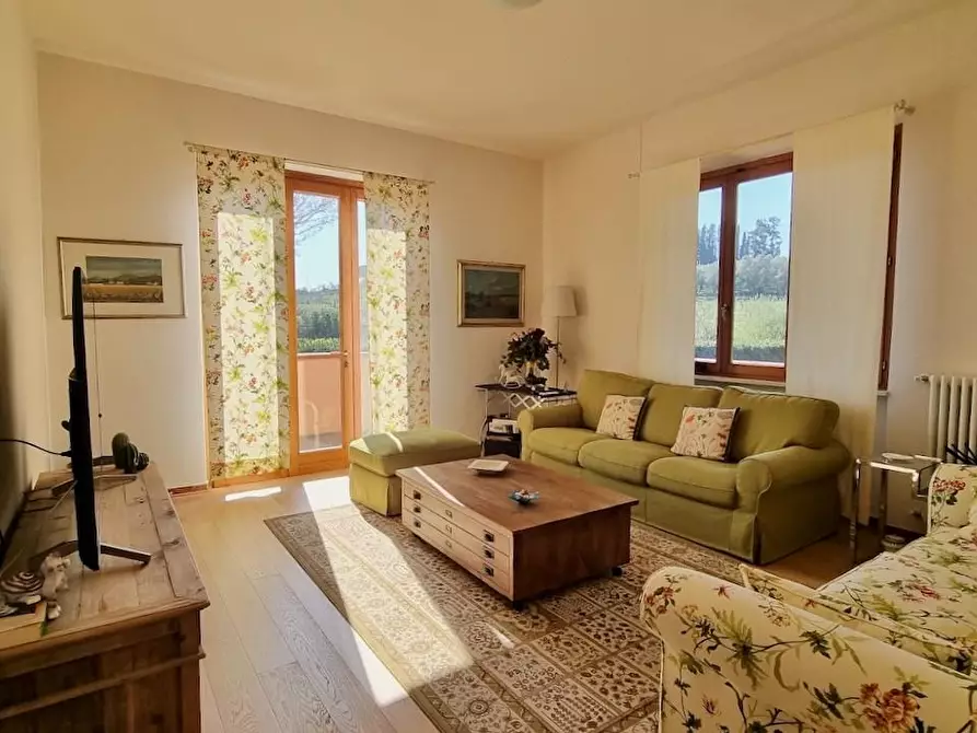 Immagine 25 di Villa in vendita  a Crespina Lorenzana