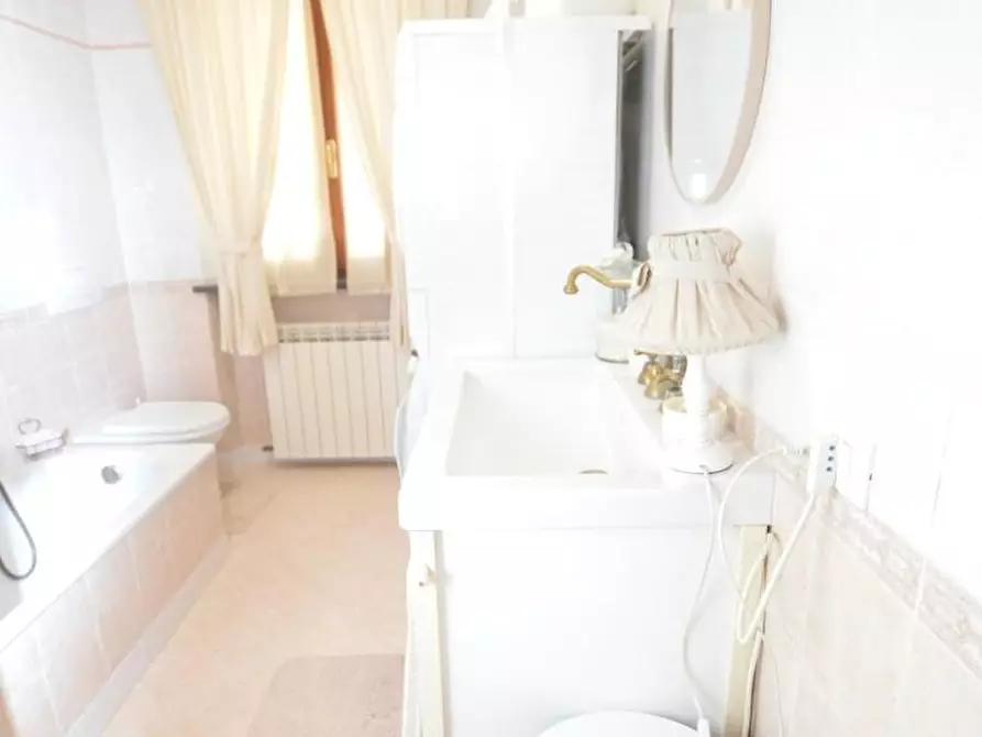 Immagine 9 di Appartamento in vendita  a Altopascio