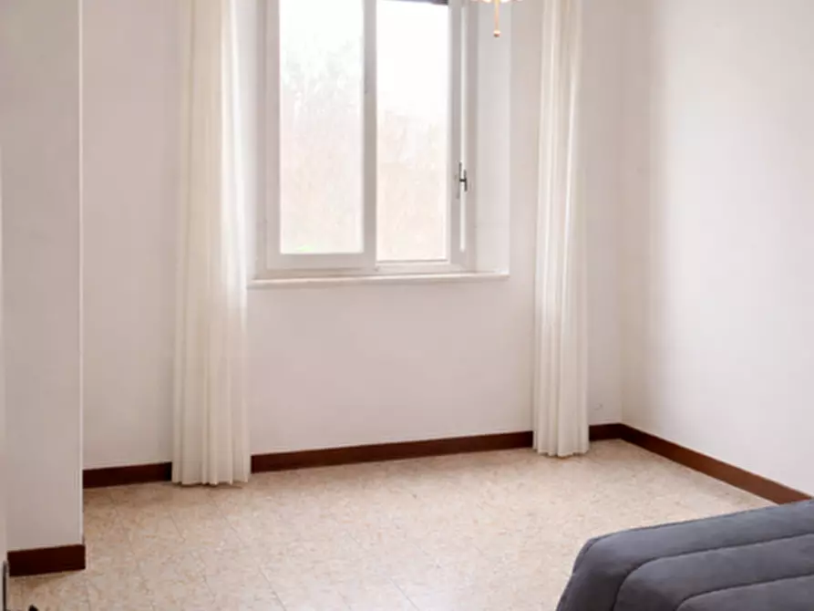 Immagine 1 di Appartamento in vendita  a Pisa