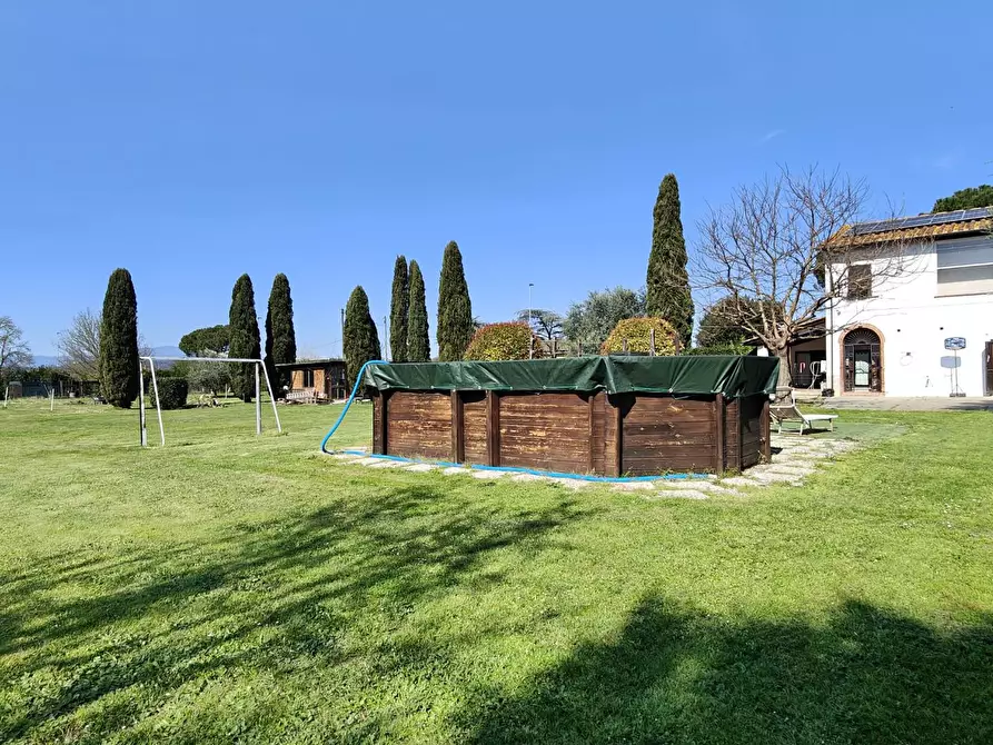 Immagine 19 di Casa colonica in vendita  a Santa Croce Sull'arno