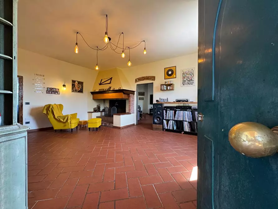 Immagine 3 di Casa colonica in vendita  a Santa Croce Sull'arno