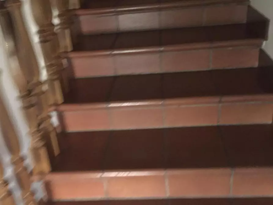 Immagine 58 di Negozio in vendita  a Valenza