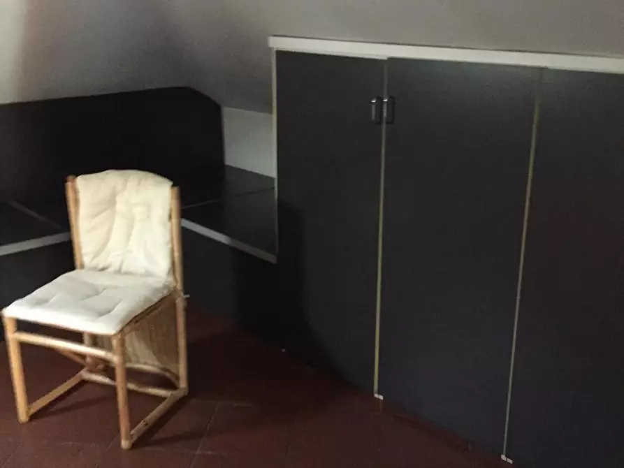 Immagine 67 di Negozio in vendita  a Valenza