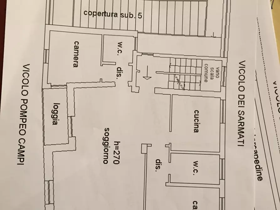 Immagine 33 di Negozio in vendita  a Valenza