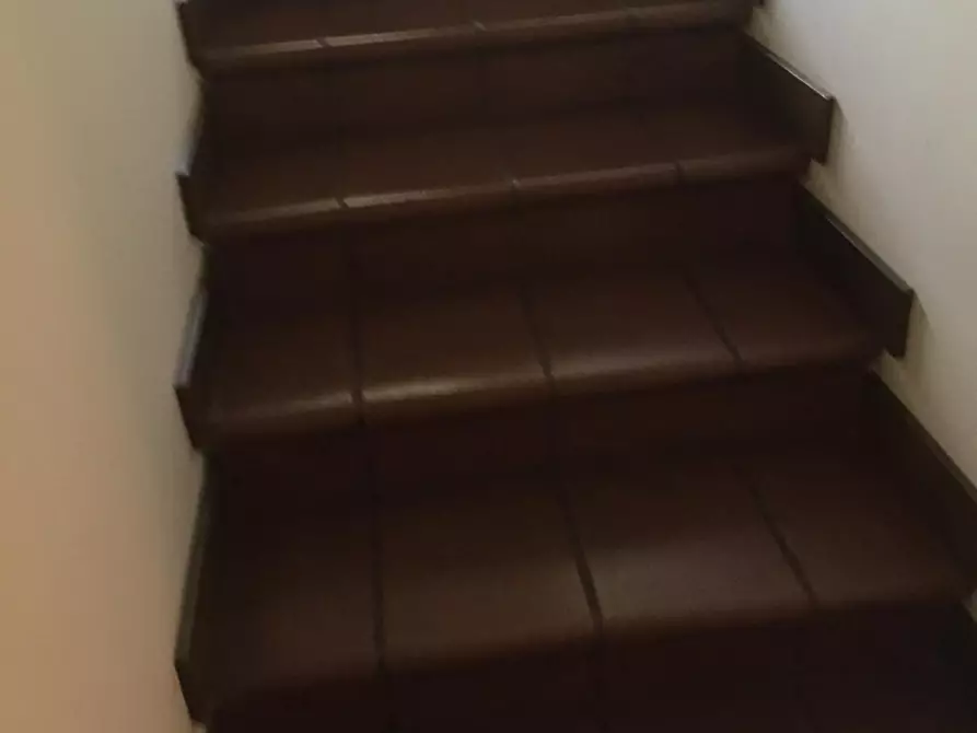 Immagine 56 di Negozio in vendita  a Valenza