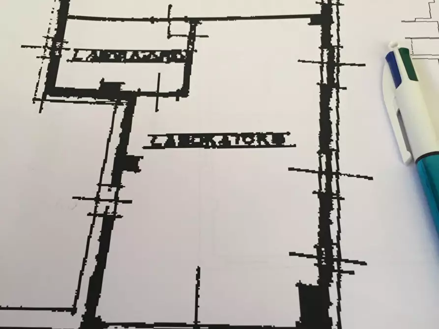 Immagine 7 di Negozio in vendita  a Valenza