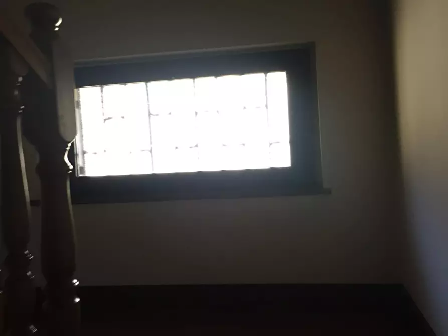 Immagine 57 di Negozio in vendita  a Valenza