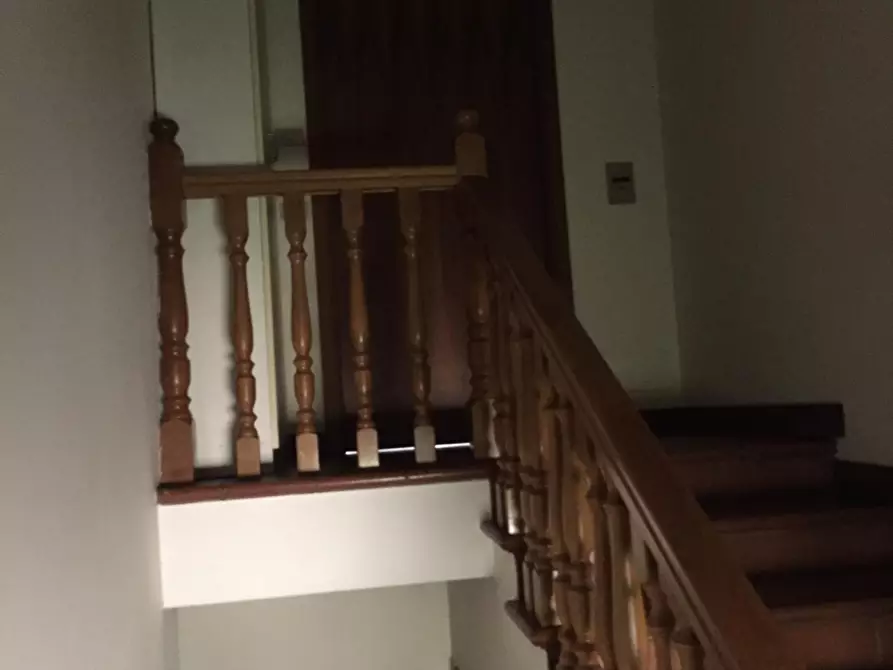 Immagine 11 di Negozio in vendita  a Valenza