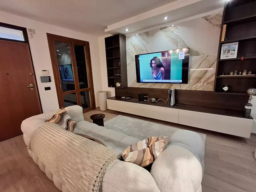 Immagine 5 di Appartamento in vendita  a Cerreto Guidi