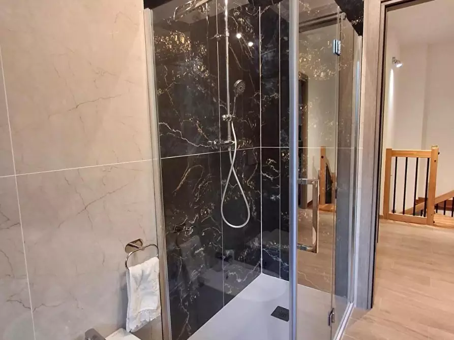 Immagine 15 di Appartamento in vendita  a Cerreto Guidi