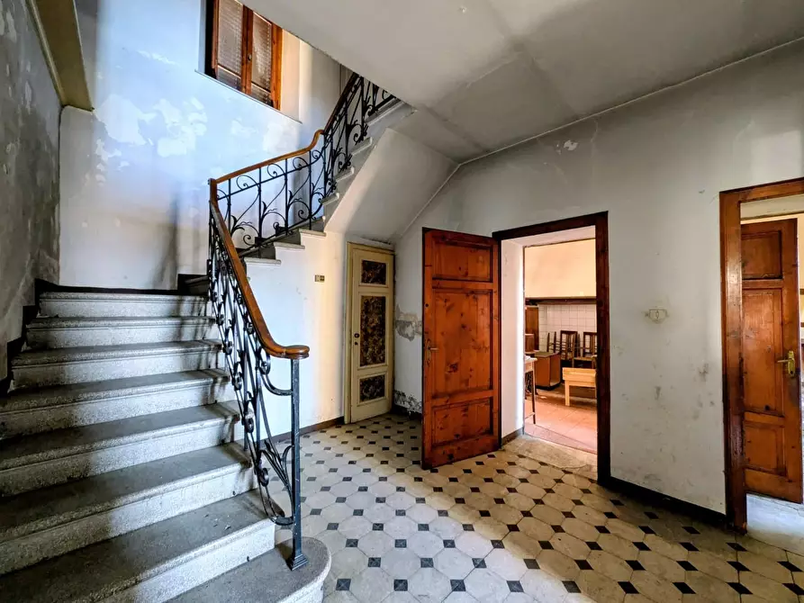 Immagine 1 di Casa semindipendente in vendita  a Barga