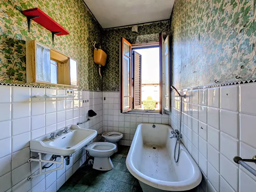 Immagine 15 di Casa semindipendente in vendita  a Barga