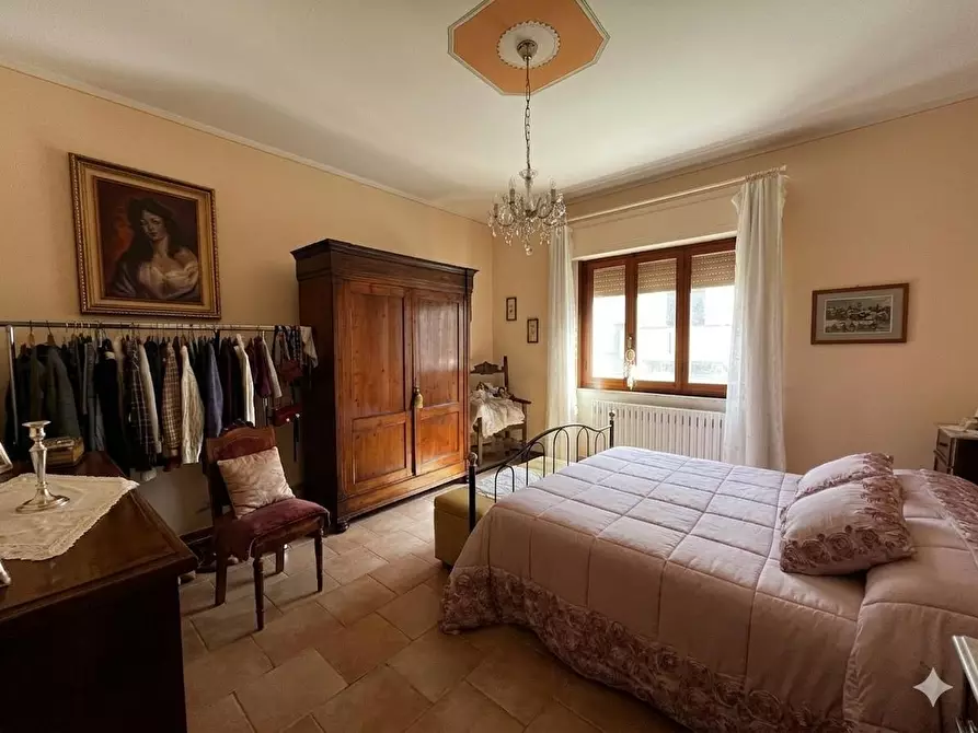 Immagine 13 di Appartamento in vendita  a Santa Maria A Monte