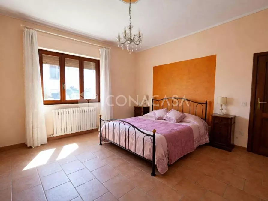 Immagine 11 di Appartamento in vendita  a Santa Maria A Monte