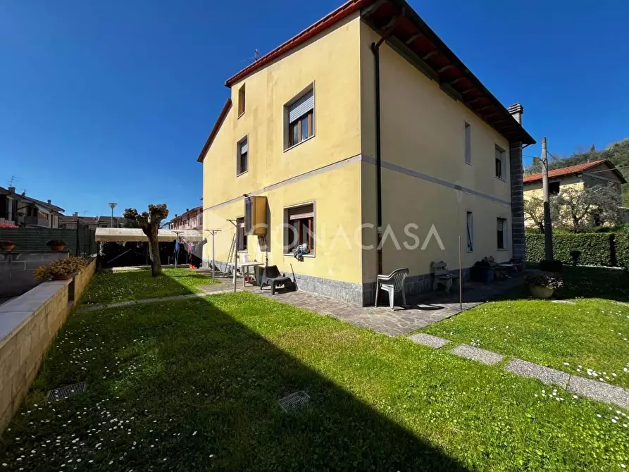 Immagine 21 di Appartamento in vendita  a Santa Maria A Monte