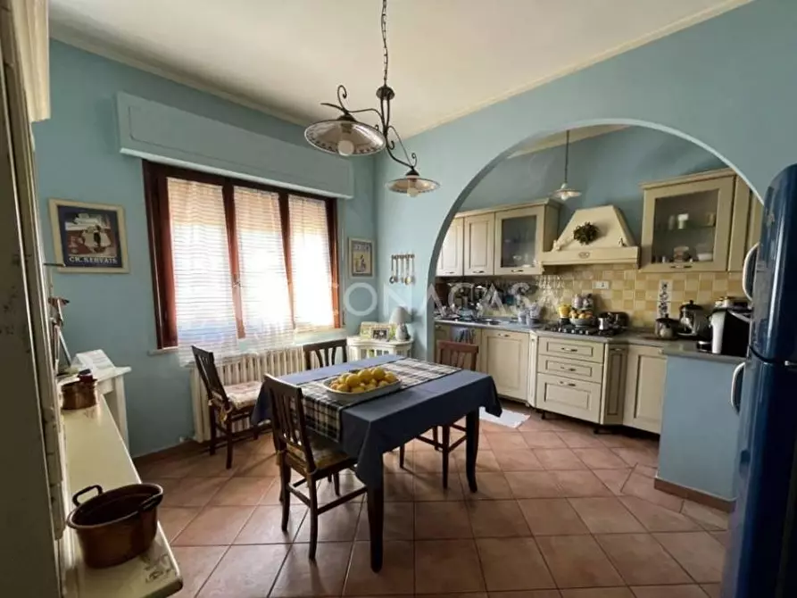 Immagine 3 di Appartamento in vendita  a Santa Maria A Monte