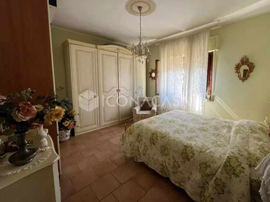 Immagine 16 di Appartamento in vendita  a Santa Maria A Monte