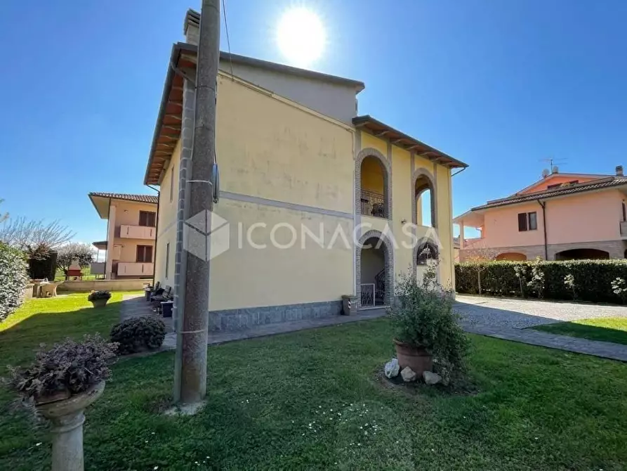 Immagine 23 di Appartamento in vendita  a Santa Maria A Monte