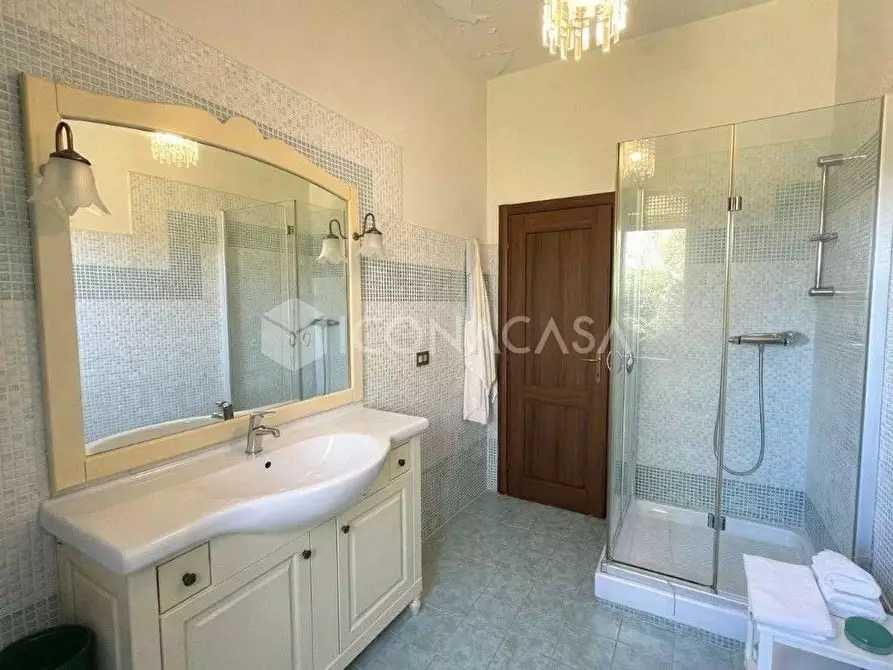 Immagine 14 di Appartamento in vendita  a Santa Maria A Monte