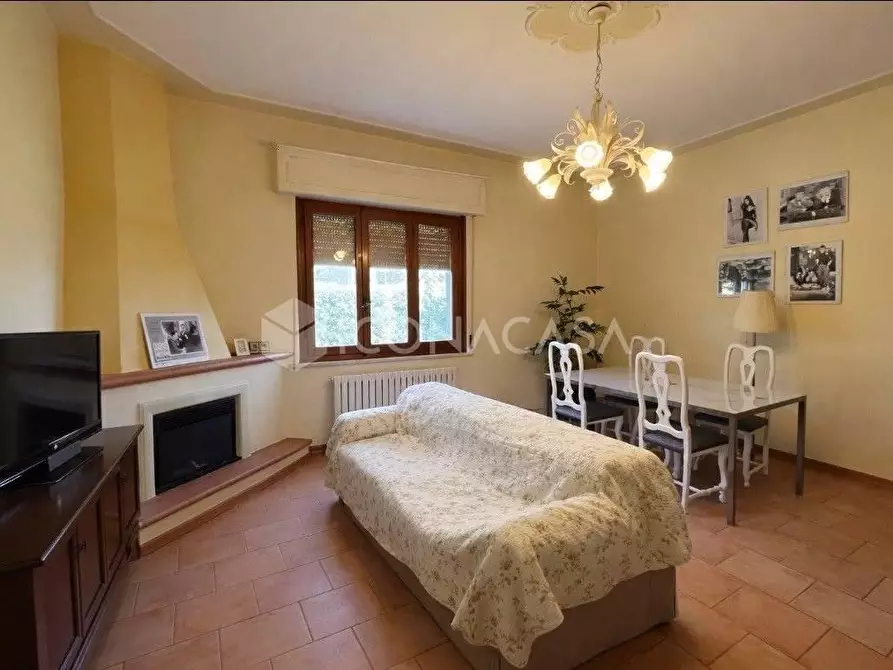 Immagine 8 di Appartamento in vendita  a Santa Maria A Monte