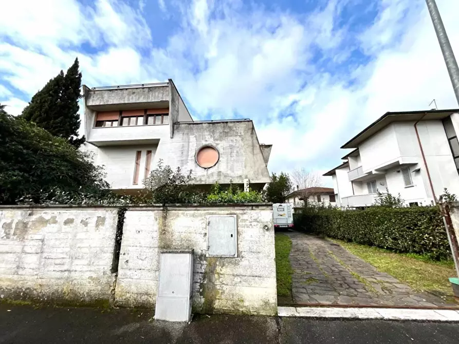 Immagine 61 di Villa in vendita  a Castelfranco Di Sotto