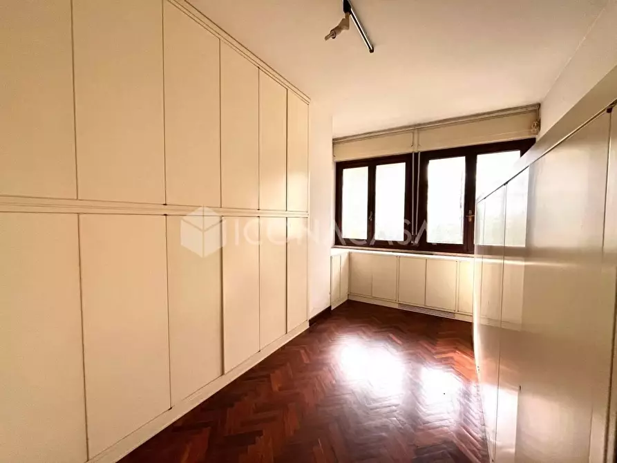 Immagine 40 di Villa in vendita  a Castelfranco Di Sotto