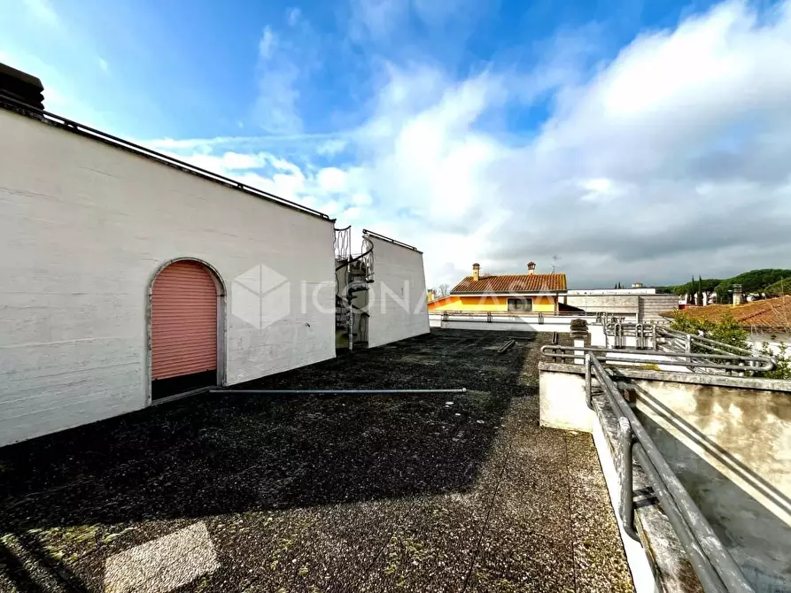 Immagine 48 di Villa in vendita  a Castelfranco Di Sotto