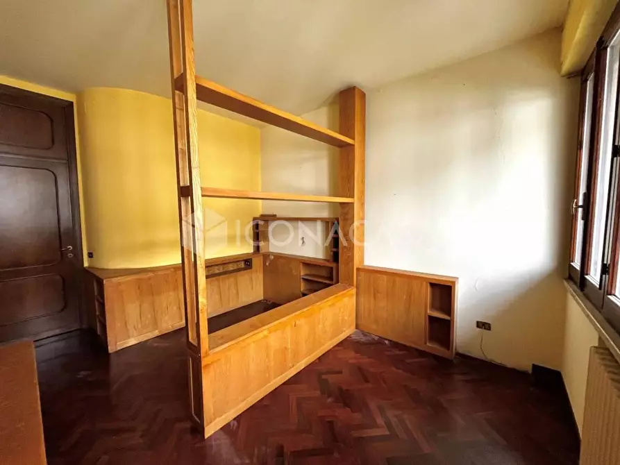 Immagine 27 di Villa in vendita  a Castelfranco Di Sotto