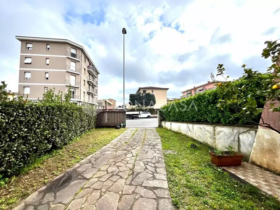 Immagine 63 di Villa in vendita  a Castelfranco Di Sotto