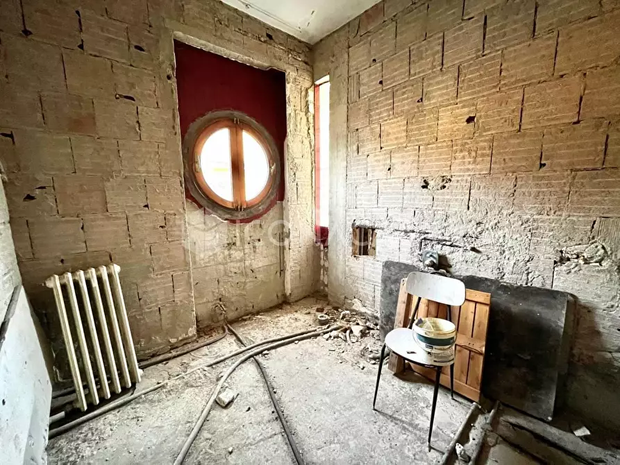 Immagine 54 di Villa in vendita  a Castelfranco Di Sotto