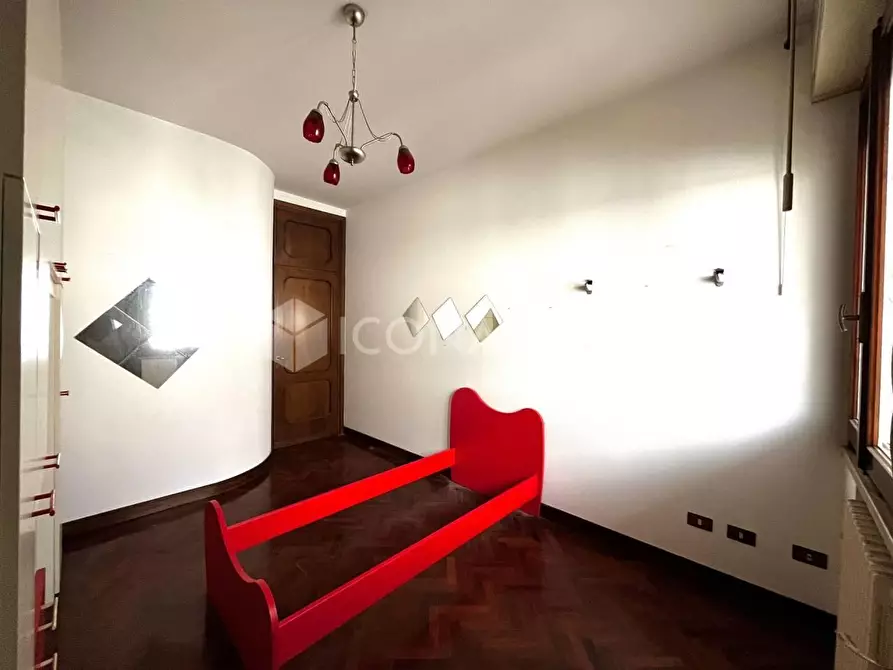 Immagine 36 di Villa in vendita  a Castelfranco Di Sotto