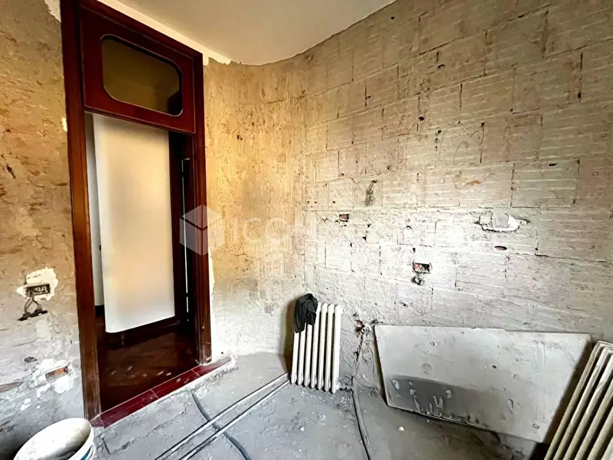 Immagine 55 di Villa in vendita  a Castelfranco Di Sotto