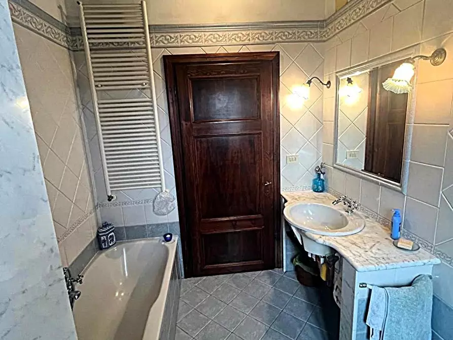 Immagine 26 di Casa indipendente in vendita  a Capannori